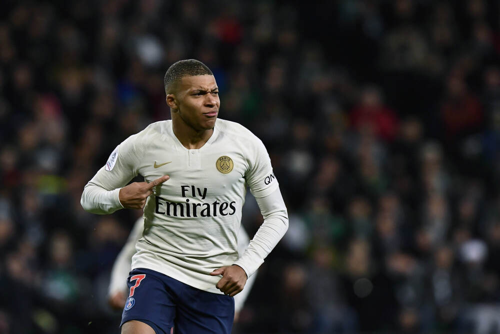 巴媒谈巴西队与新月主帅：若他不带队踢世俱杯，他的顺位优于安帅